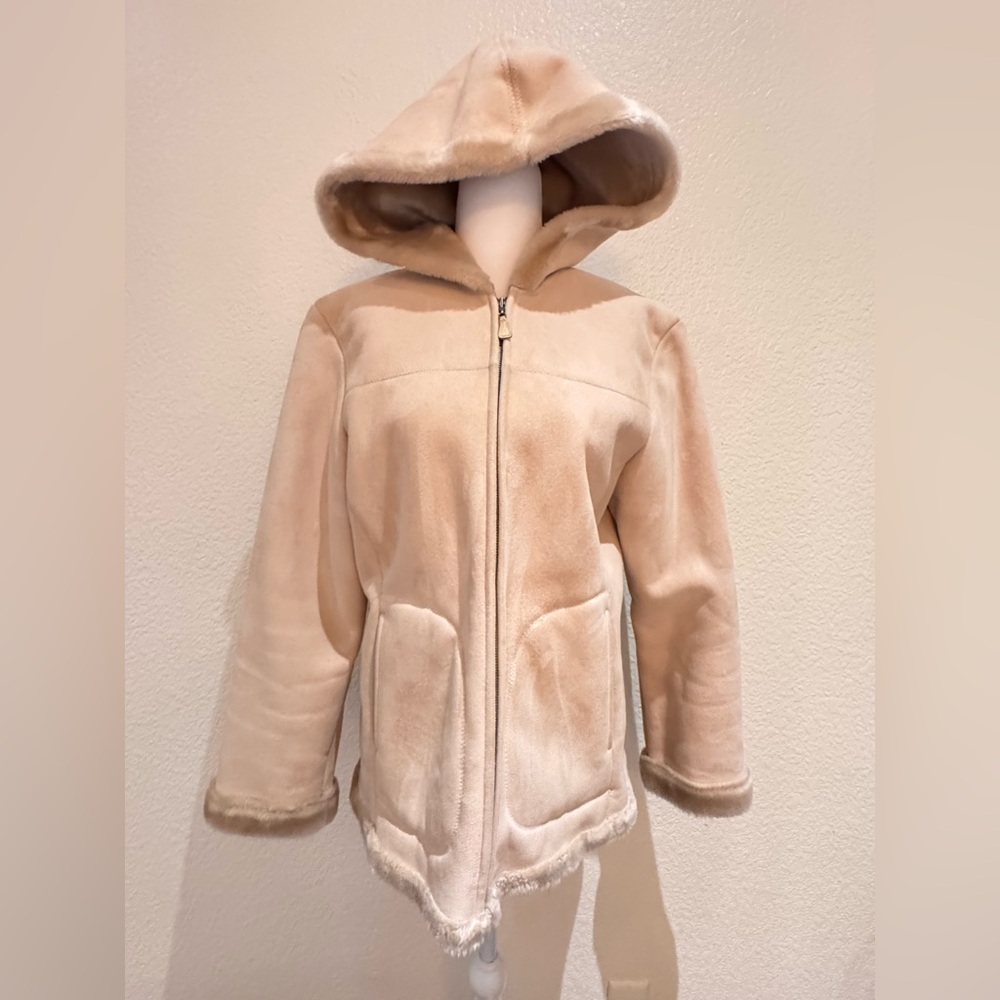 Jones New York Faux Suede Shearling Hooded Coat – Women’s Sz Small